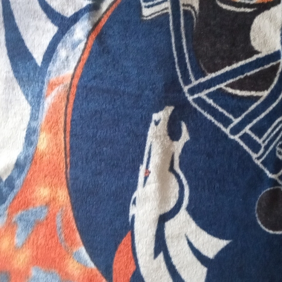 Denver broncos blanket - Picture 2 of 2